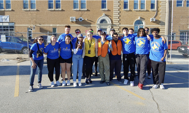 group-photo-of-students outside